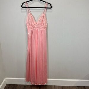Vassarette sweetheart nightgown slip pink‎